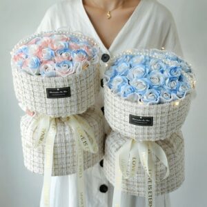 Luxury crystal ics rose bouquet